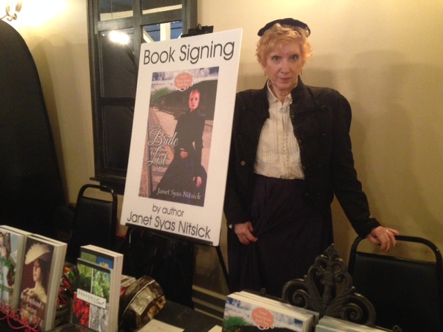 janet at booksigning